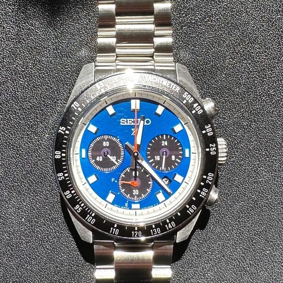 Seiko Speedtimer Solar - Picture 2 of 8